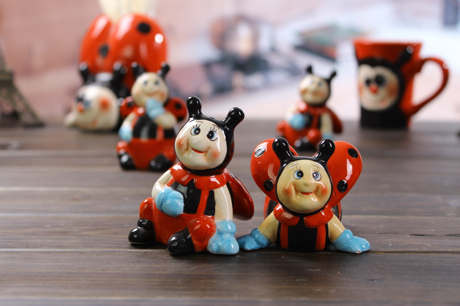 Ceramic Ladybug Salt and Pepper Shakers for Decorations